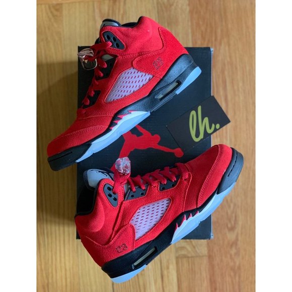 Size 5.5y Air Jordan Retro 5 "Raging Bulls" - Picture 5 of 5